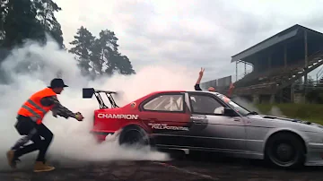 BMW E34 V8 Turbocharged 500+ HP Drift car burnout