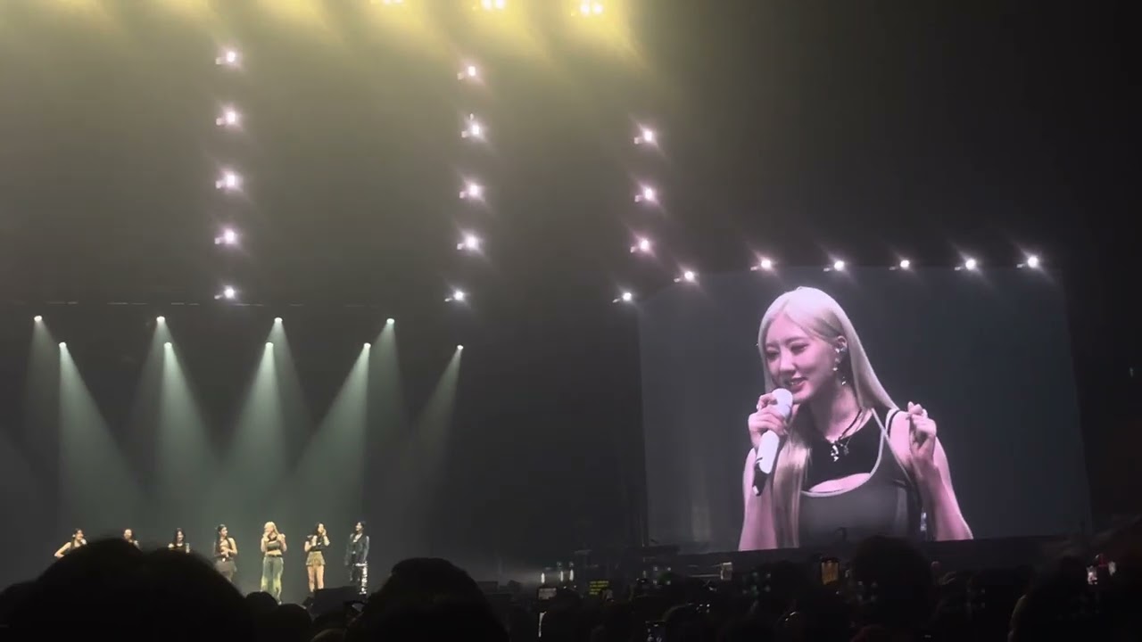 베이비몬스터 live ( 2ne1콘서트 게스트 ) 아현  UGLY 라미 Lonely 라이브 대박 👍