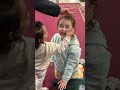 她会随手捡起地上的垃圾，她会觉得妹妹的小任性很可爱，她会任由妹妹把她当“大玩具”她是Doris，我见过最有爱的小女孩#叶海洋 @叶海洋（迪仕艾普）