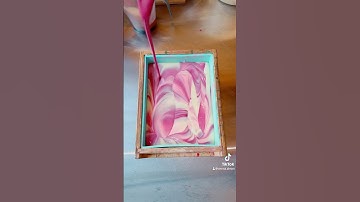 Strawberry Snowflake SOAP! #soapmaking #soaping #soapmakingprocess #soapmaker #soap #soaps #cpsoap