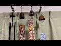 風鈴の音色をお楽しみください。左端が兵庫県の明珍風鈴、真ん中2つが小田原砂張風鈴、右端が鎌倉ベルズの銅の竹燻し風鈴です。それぞれの音色をお楽しみください。
