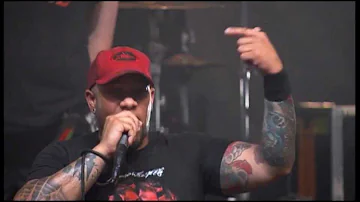 Killswitch Engage - Fixation On The Darkness (Live)