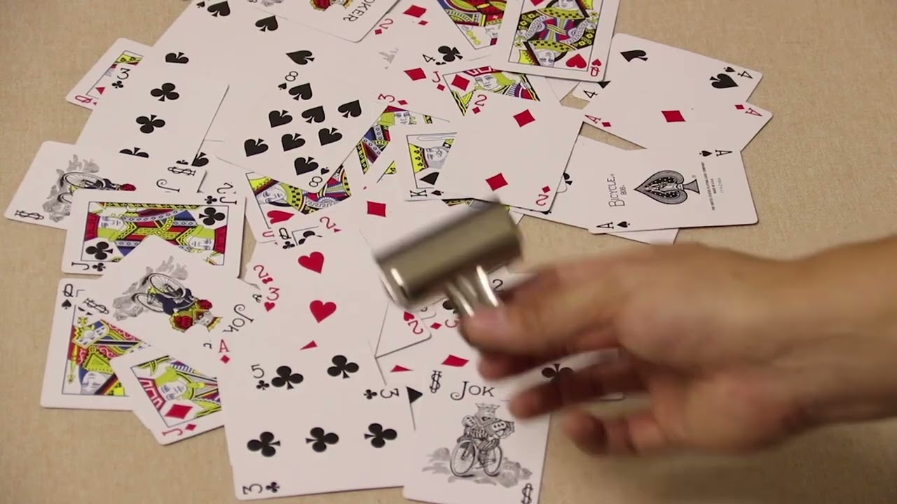 STEALING CARD CLIP by WZ
