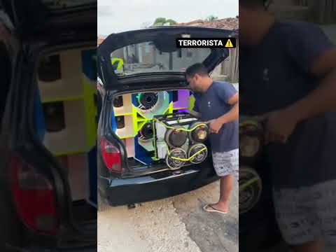 Mini Carretinha de Som Automotivo em um Carro Infantil ! 