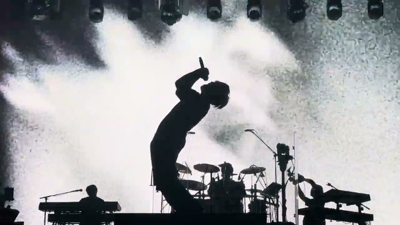Official髭男dism - Cry Baby［Official Live Video］ - YouTube