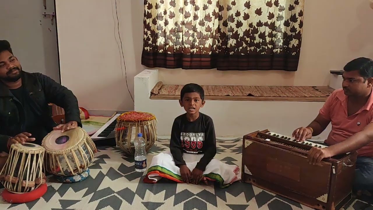 स्वराद ने किती लहान वयात अभंग गायला.Swarad Gejage✌✌