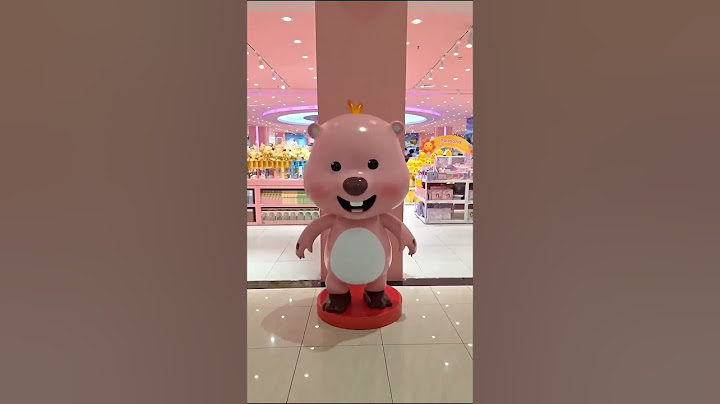 Em bé dễ thương ngạc nhiên khi thấy một bức tượng biết đi 🤣👧🏻❤️👶🏻😱#shortsvideo
