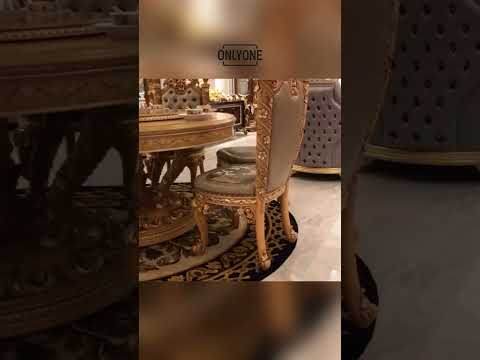 VIDEOS 15 Dining table