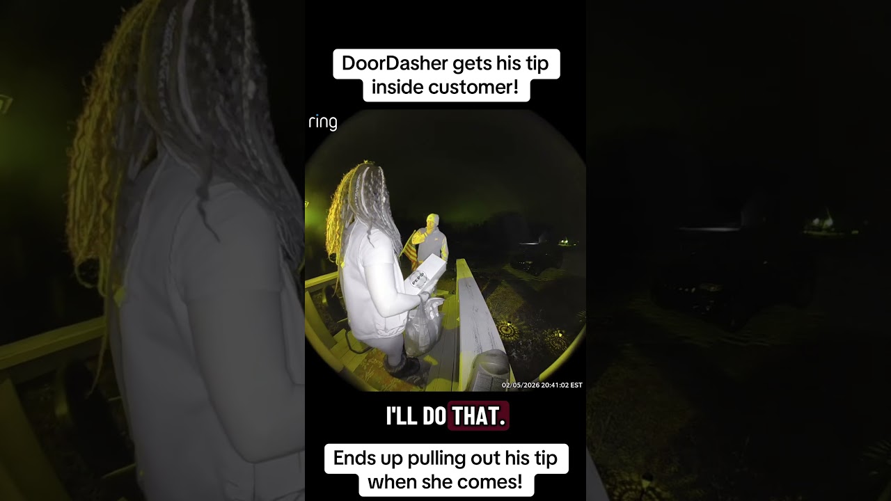 Дэшер получает чаевые, находясь внутри магазина!