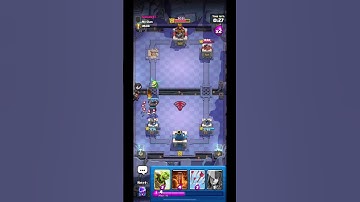 Ts game just wants to rage bait me (I got 3 crowned some how)😔✌️#ragebait #clashroyale #why