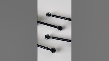 Brow Tint has been clinically proven to hold the brows in place for more than 12 hours.