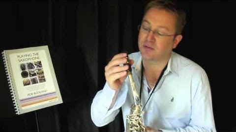 Rob Buckland - PLAYING THE SAXOPHONE - Video Tutorial on Jazz Inflections & Articulation