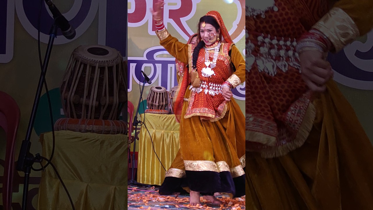 आगर उत्तरायणी महोत्सव में खूबसूरत पहाड़ी लोकनृत्य। 