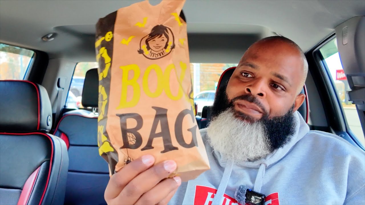 Wendy’s Boo Bag Review | I WENT HIKING FOR THIS??? - YouTube