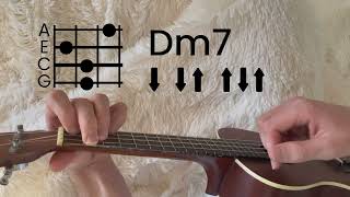 Video thumbnail of "clairo - pretty girl // ukulele tutorial"
