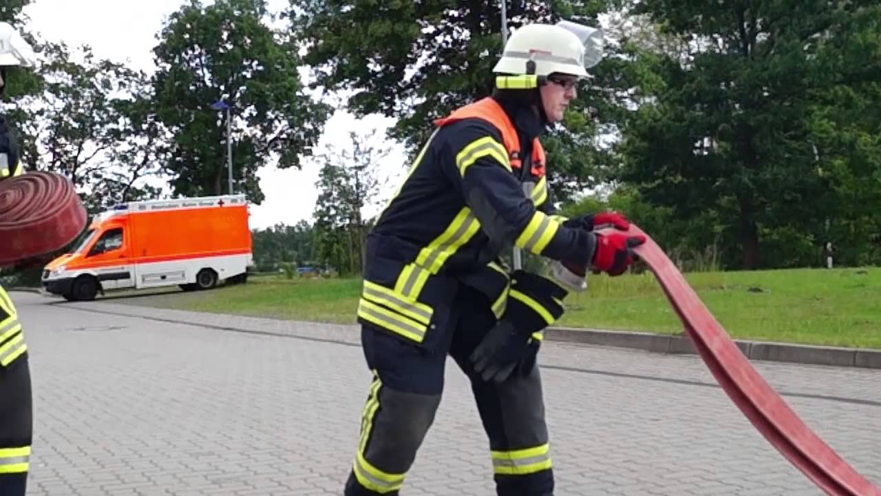 Cold Water Challenge 2014 Feuerwehr Norderstedt - Harksheide
