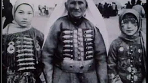Nogay Tatarlar .  .  . Nogai Tatars