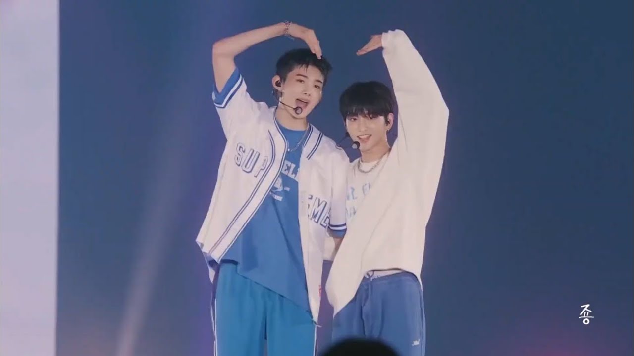 &TEAM 'BUZZ LOVE' at D.U.N.K. Showcase Day 2 [110323] - YouTube