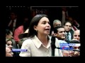 M. Corina Machado se enfrenta a Chávez en discurso y asegura que expropiaciones son un "robo"