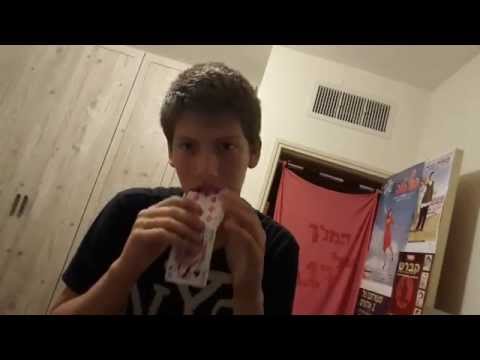 הוצאת קלפים מהפה 