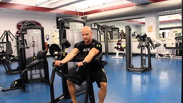 Arm Curl Machine