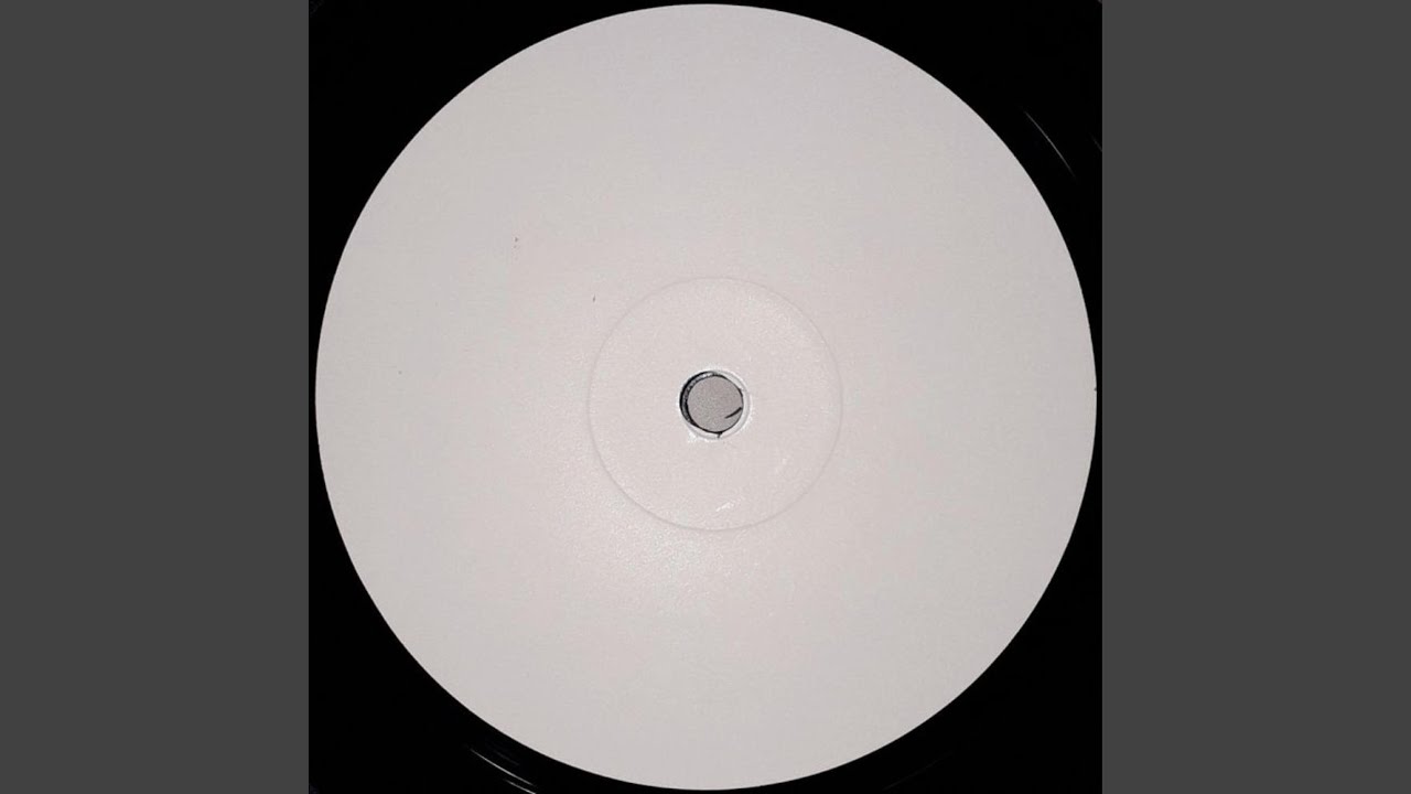 Guarda UNTITLED su YouTube Guarda UNTITLED su YouTube