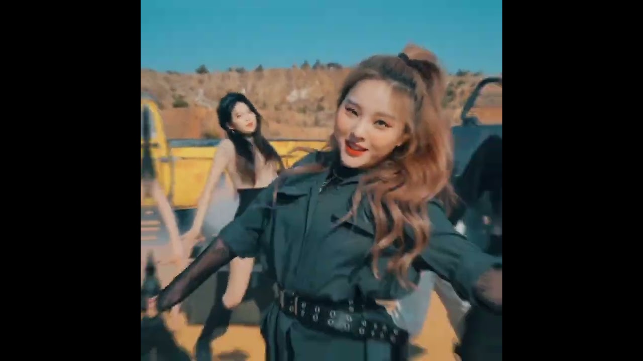 4×4 studio Myeong Gyeong edit