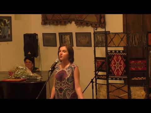 ზემო ნიქოზი. ანანო ზავრაშვილი კითხულობს თამარ შაიშმელაშვილის ლექსს - „თეთრი ყაყაჩო“.