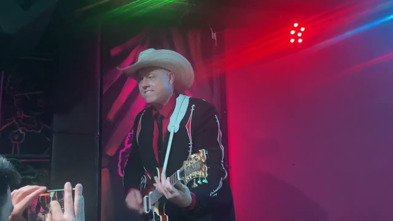 Duele Dickerson “Misirlou” 22.1.27