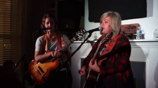 Courtney Patton & Jamie Lin Wilson   Welcome Table chords