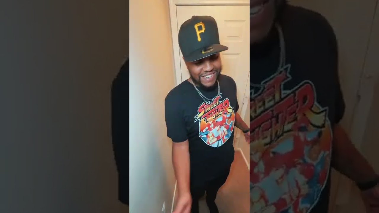 Don’t let this handshake flop 🫡🫡 #HowTo  #funnycouple #handshake