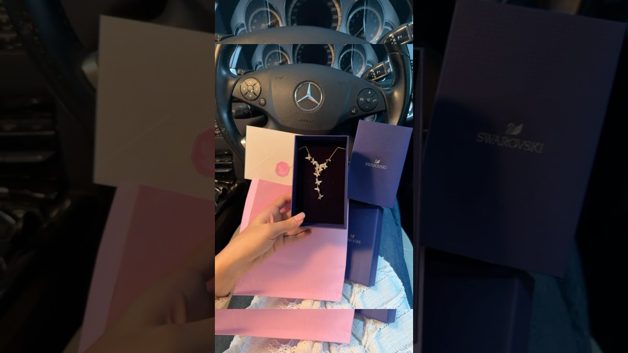 My first wedding gift!! Swarovski Idyllia Lilia Y necklace. 