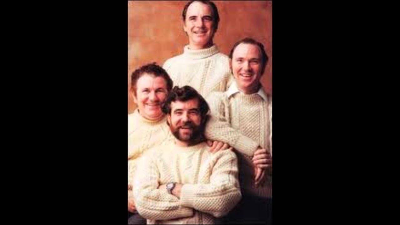 The Clancy brothers feat Tommy Makem - Mountain Dew Lyrics The Clancy brothers feat Tommy Makem - Mountain Dew Lyrics