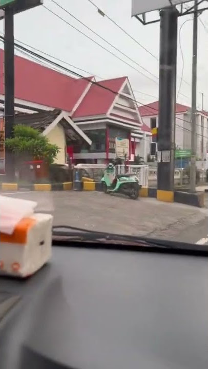 Otw burger king di makassar