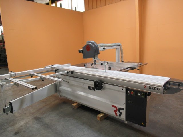 Robland Z3200 Sliding Table Panel Saw - J & G Machinery, Inc. - YouTube