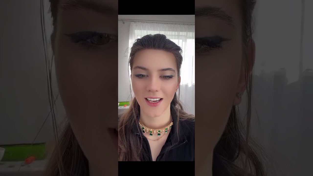 War unterwegs und dachte Ich mach ein YT Video mit meiner Wolford Strumpfhose