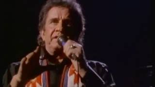 Ragged Old Flag (live) - Johnny Cash chords