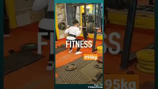 i hit my pr #95 kg parallel squat. #bodybuilding #powerlifting #weightlifting.
