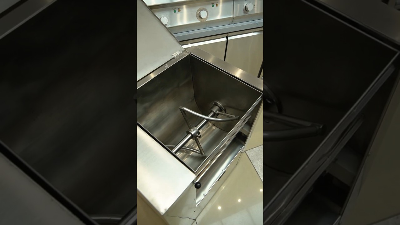 Ashine HWN 30 — надёжный тестомес для профессиональной кухни. 