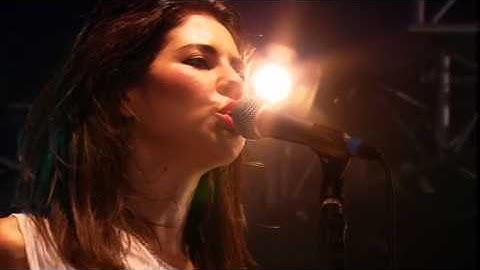 (HD) Marina and the Diamonds - Complete Set (Radio1 Big Weekend 23-05-2010)