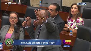 Pelea entre Diputados | Pineda intenta tumbar sesión de Comparecencia del Administrador de la AMP