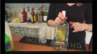 Bartending Tricks : How to Make a Beach Bum screenshot 4