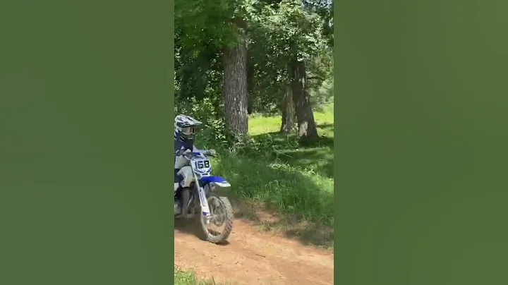 Yamaha yz80 rips overgrown mx track