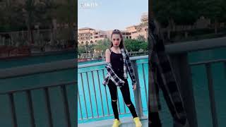 لين ترقص في دبي ??