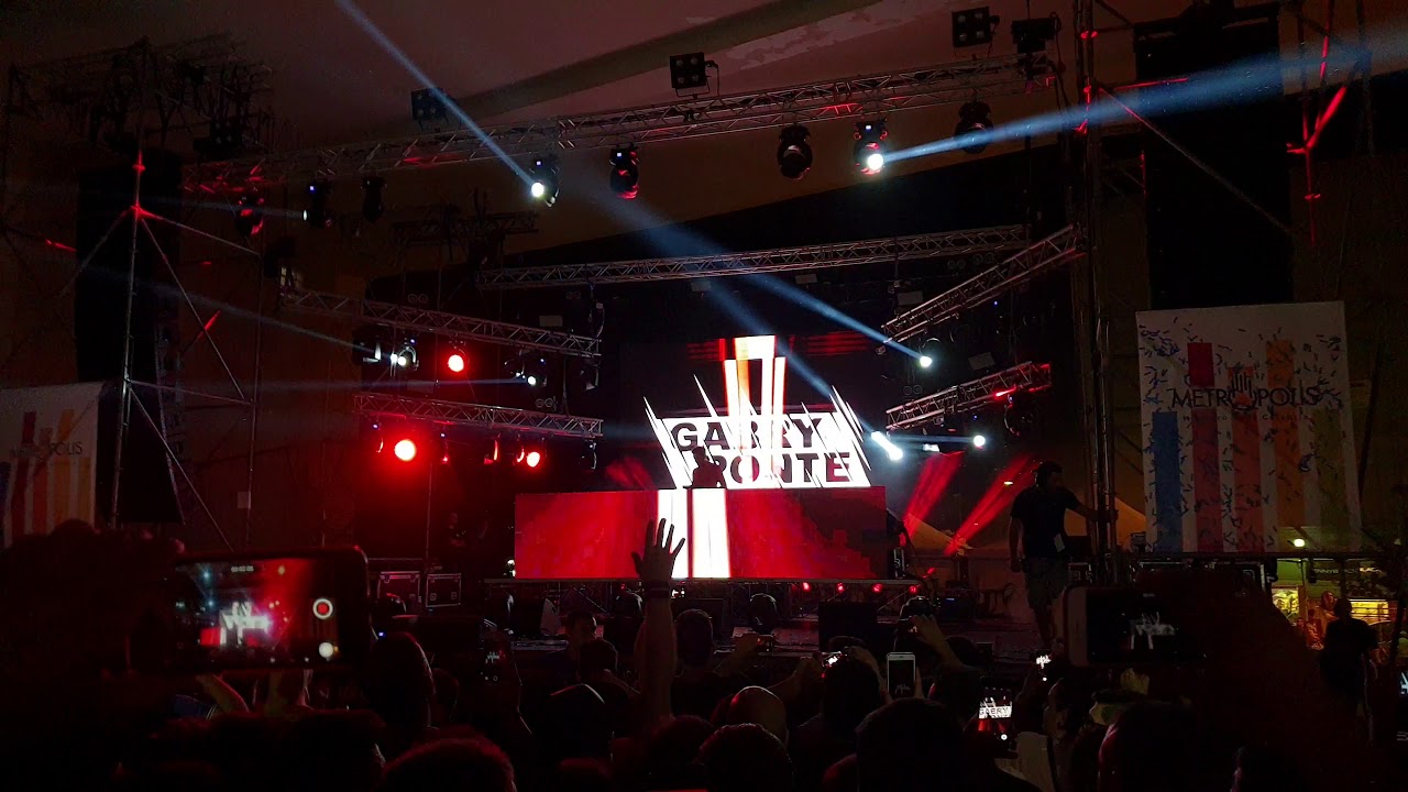 Metropolis Rende GABRY PONTE - METROPOLIS - RENDE (COSENZA) - PARTE 2 - YouTube