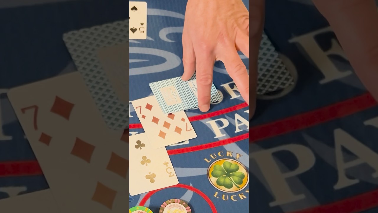 The first recorded blackjack hand in Minnesota history! 🔥👀 #Blackjack #Casino #Gambling
