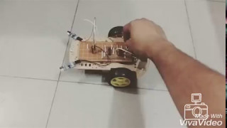 Obstacle avoiding car without microcontroller