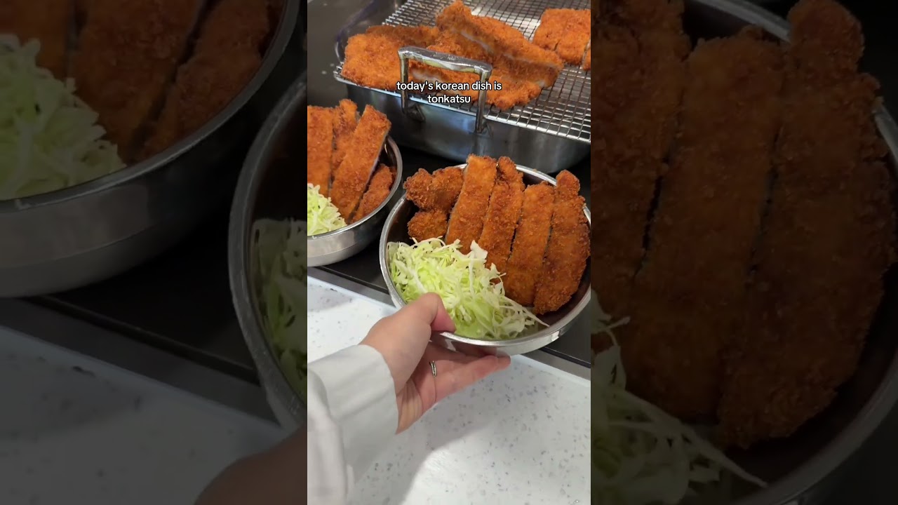 This is the best lunch to eat at rest areas in Korea! #koreanfood #korea #foodie #mukbang #office