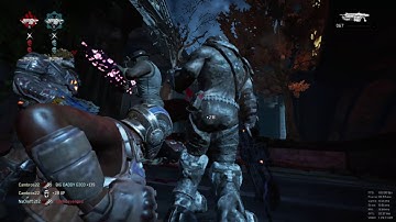 Gears of War 4 group hug