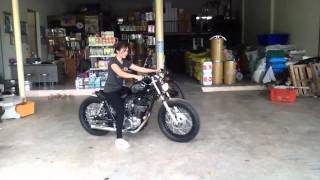 Girl Started SR400 Bobber style (ช่างโรจน์) - 08